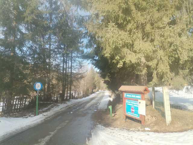 Intersectie pe drumul spre Crucea Talienilor