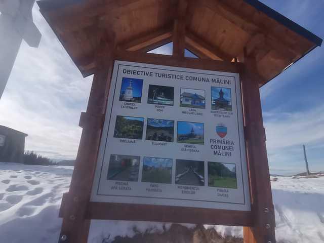 Obiective Turistice Malini Panou